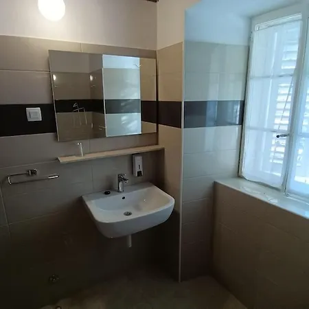 ヴィラ Captain Ivo